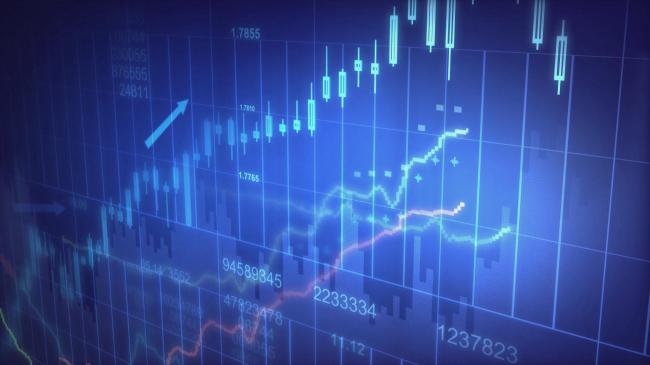 特朗普减税法案惊险过关，3.8万亿债务炸弹拉响警报
